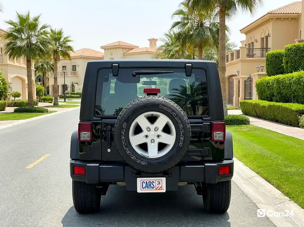 AED 1,037/m | 0 DP | Free 3 Months Warranty | Service History | 30 Day Return | JEEP WRANGLER 2018 - Image 4