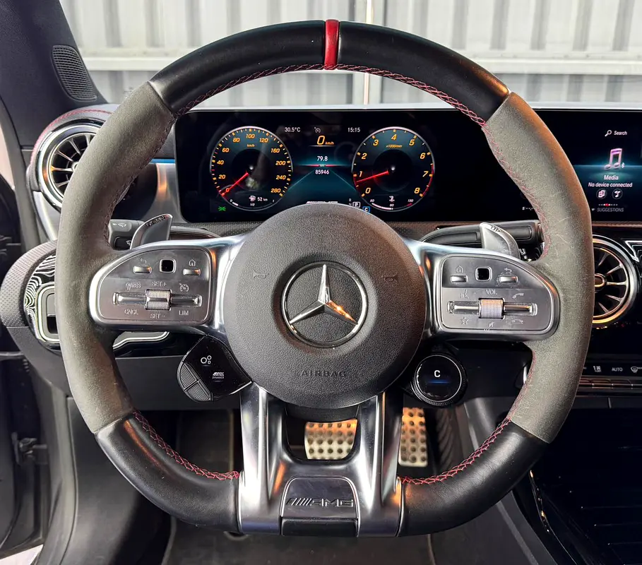Exclusive offer By ZEUS AUTO  | GCC Specs | Low Mileage | AAA Warranty 2027 - Image 14