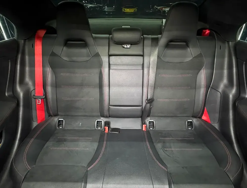 Exclusive offer By ZEUS AUTO  | GCC Specs | Low Mileage | AAA Warranty 2027 - Image 20