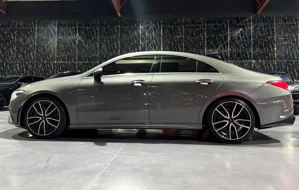 Exclusive offer By ZEUS AUTO  | GCC Specs | Low Mileage | AAA Warranty 2027 - Image 6
