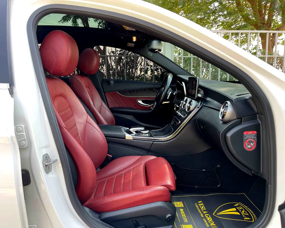 AMG PACKAGE / RED LEATHER + SUNROOF + NAVIGATION + LANE ASSIST + CRUISE CONTROL + AUTO PARK / GCC - Image 13