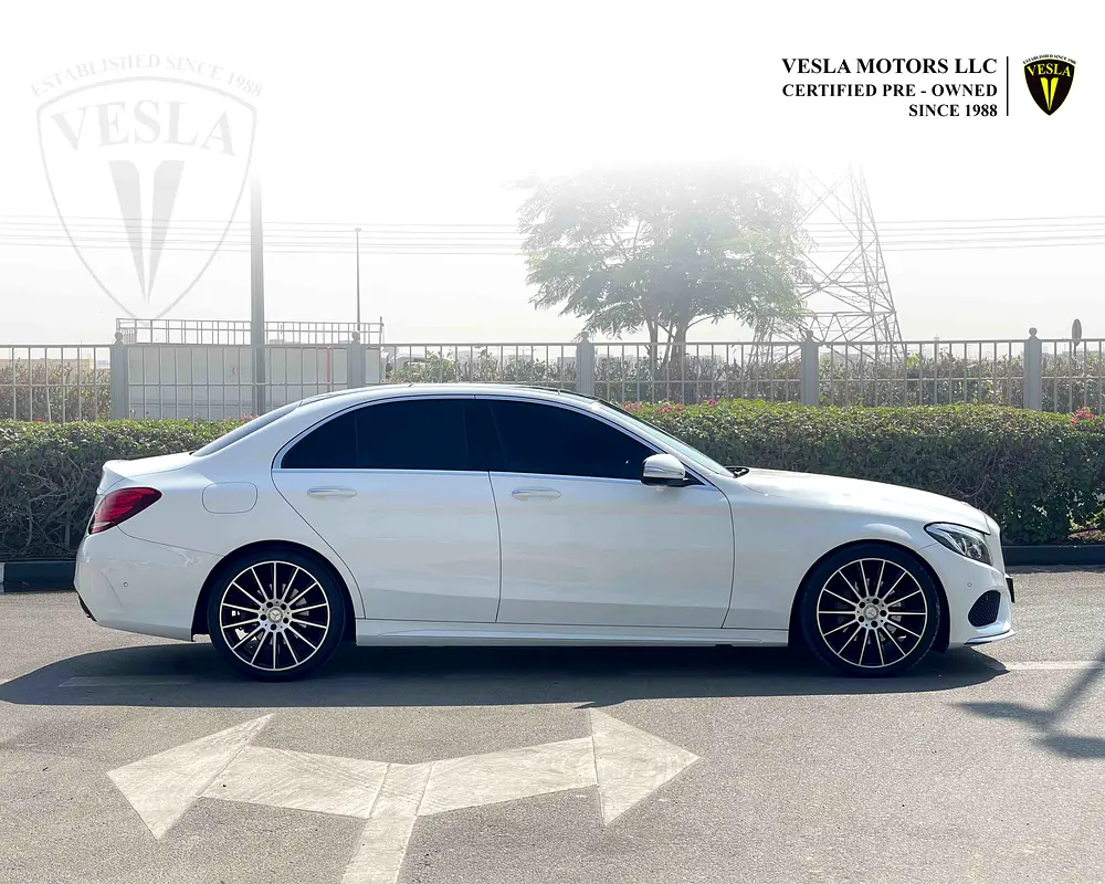 AMG PACKAGE / RED LEATHER + SUNROOF + NAVIGATION + LANE ASSIST + CRUISE CONTROL + AUTO PARK / GCC - Image 5