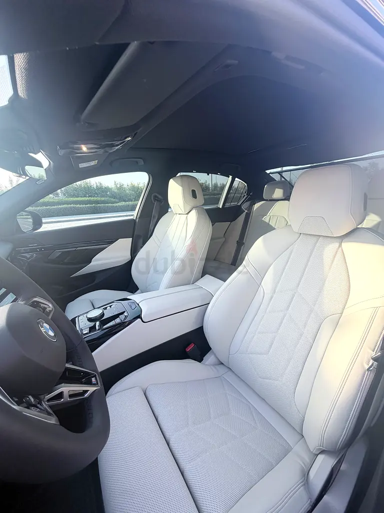BMW 5-Series 530i M-Kit 2026 GCC Specs - Image 9