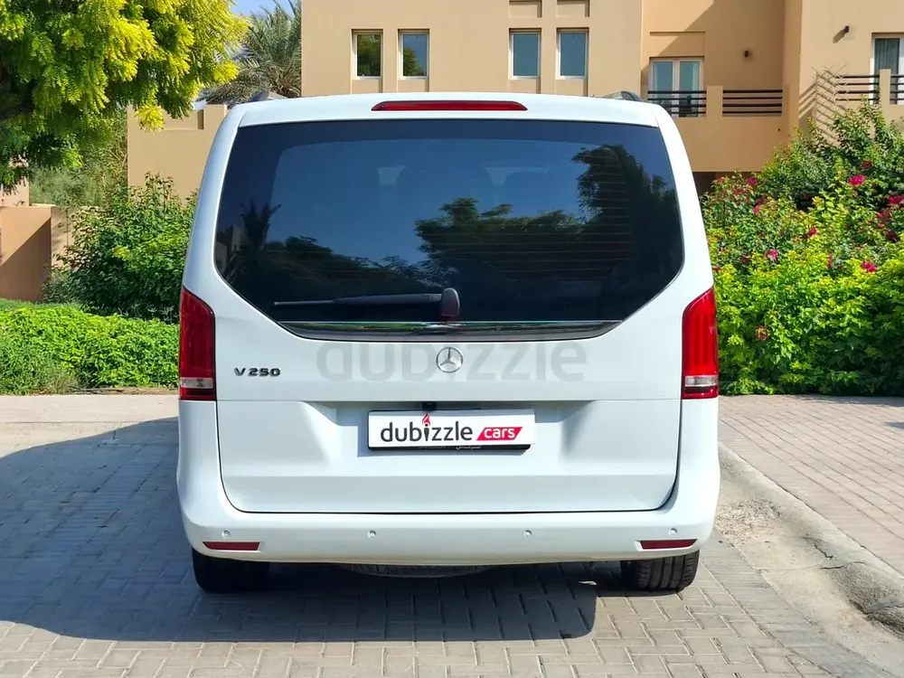 AED 1672/month | 2020 Mercedes-Benz V-Class V 250 | GCC Specs | Ref#379291 - Image 7