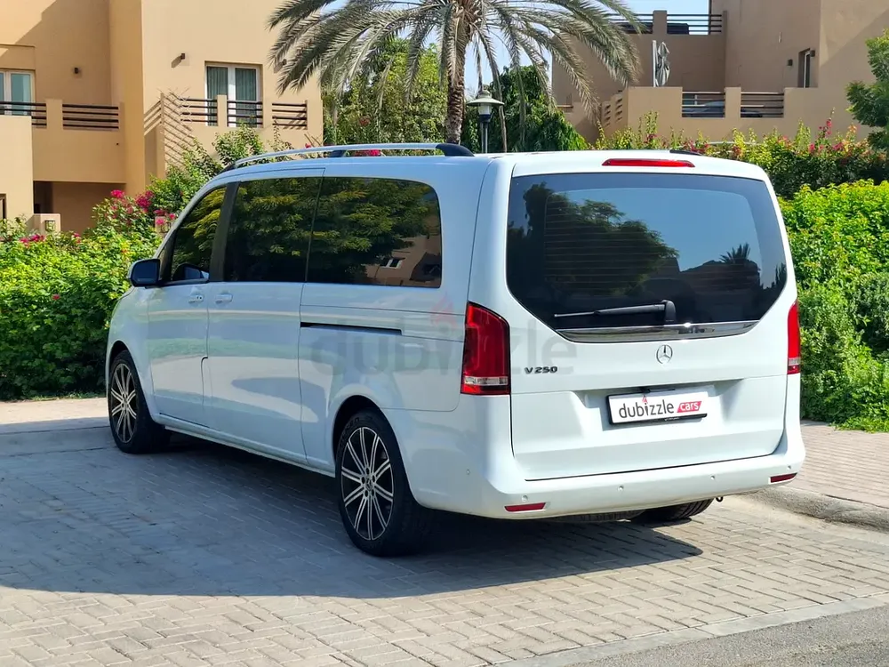 AED 1672/month | 2020 Mercedes-Benz V-Class V 250 | GCC Specs | Ref#379291 - Image 8