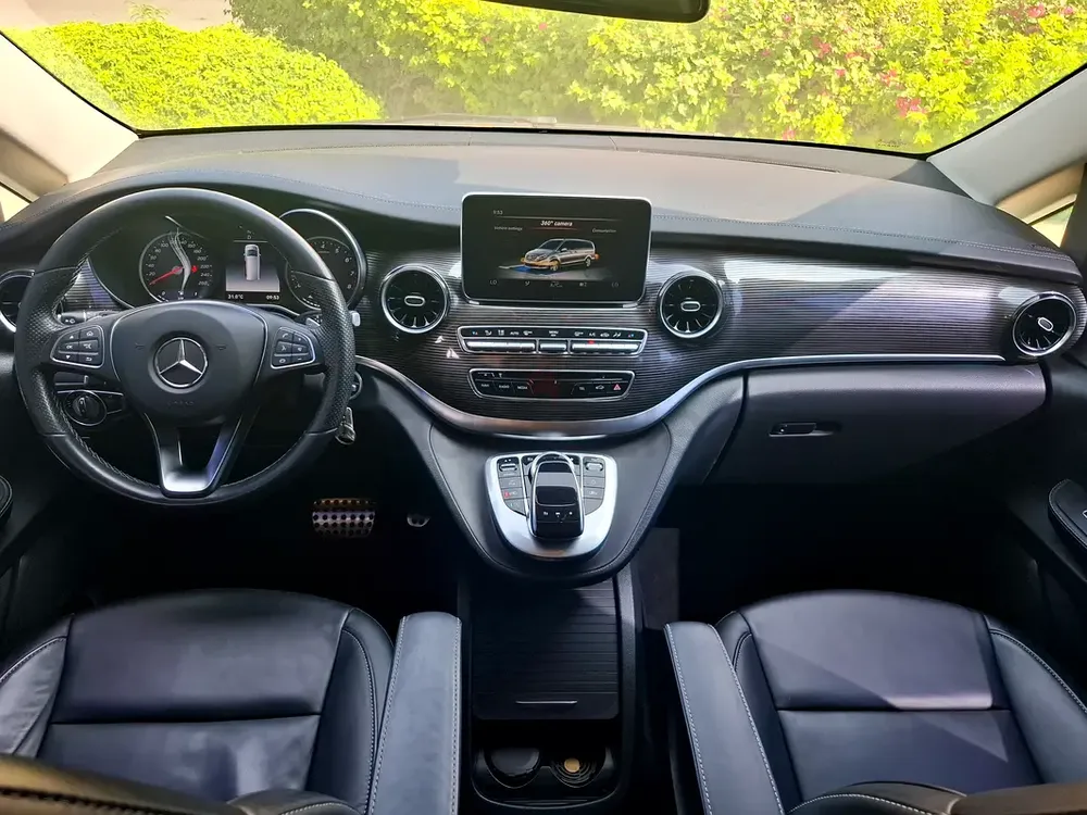 AED 1672/month | 2020 Mercedes-Benz V-Class V 250 | GCC Specs | Ref#379291 - Image 9