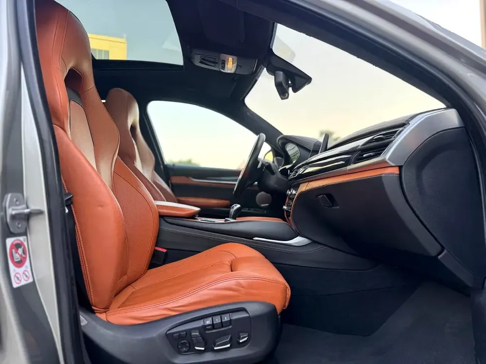 BMW X6M GCC full service history - Image 12