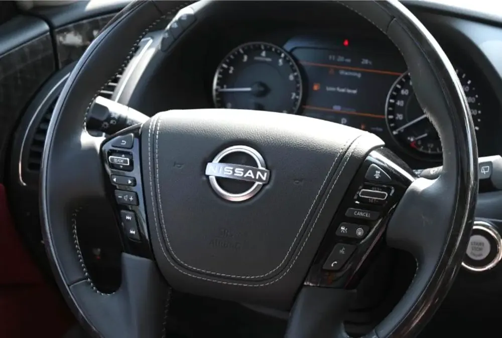SE Platinum 4.0L ( For Export Only) - Image 10