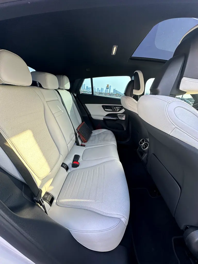 Mercedes GLC 300 AMG 4MATIC 2024  Korean Specs  Perfect condition | مرسيدس GLC 300 Coupe 4Matic - Image 16