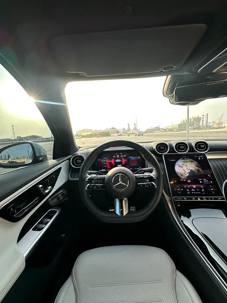 Mercedes GLC 300 AMG 4MATIC 2024  Korean Specs  Perfect condition | مرسيدس GLC 300 Coupe 4Matic - Image 17