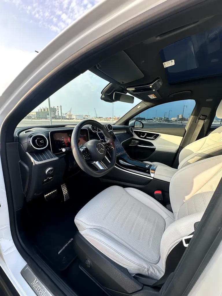 Mercedes GLC 300 AMG 4MATIC 2024  Korean Specs  Perfect condition | مرسيدس GLC 300 Coupe 4Matic - Image 9