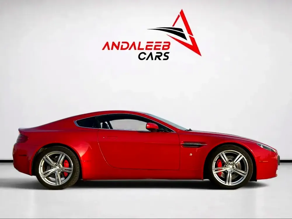 ASTON MARTIN VANTAGE | 4.7L V8 | 2009 | GCC SPECS - Image 8