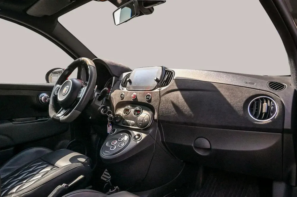 AED 988/month | 2023 Abarth 695  | GCC Specs | Ref#440266 - Image 18