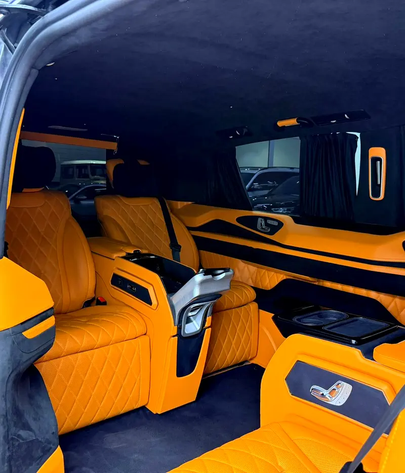 2021 Mercedes-Benz V250 Brabus Kit, 1 Years Warranty Unlimited Km, Excellent Condition, GCC - Image 10