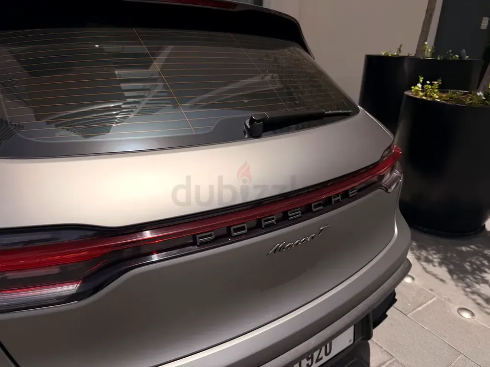 Porsche Macan T 2025 GCC Specs - Image 4