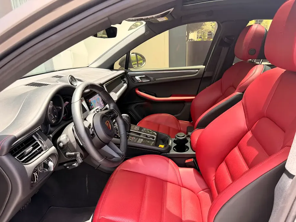 Porsche Macan T 2025 GCC Specs - Image 7