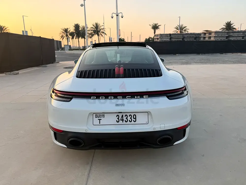 2023 Porsche 911 Carrera - GCC Specs - Like New! - Image 6