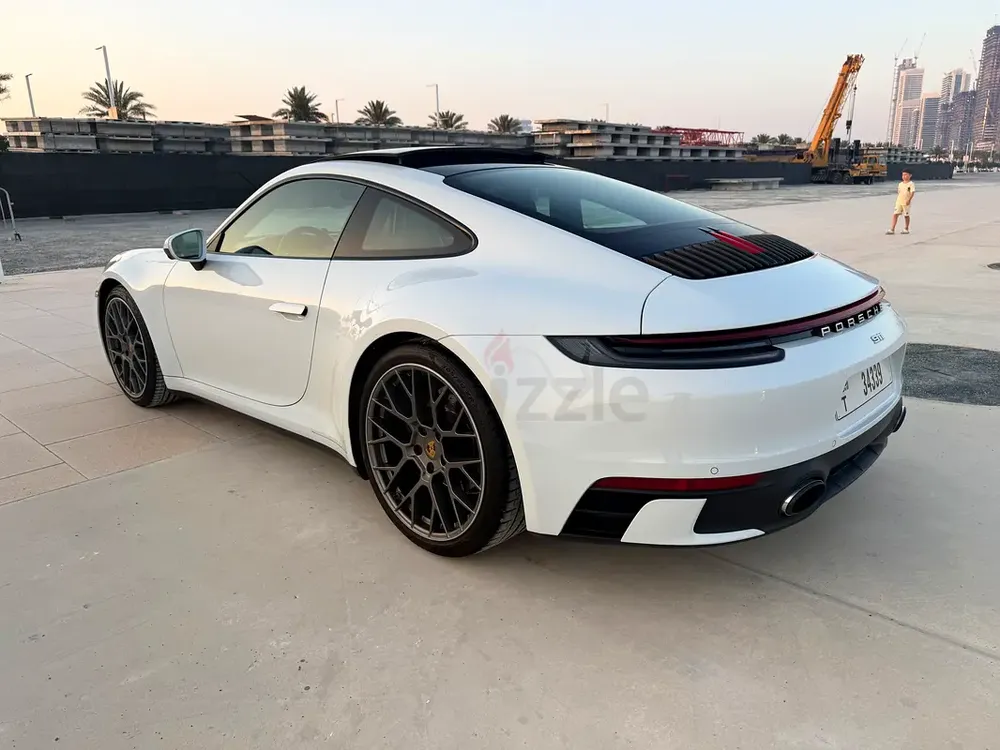 2023 Porsche 911 Carrera - GCC Specs - Like New! - Image 7