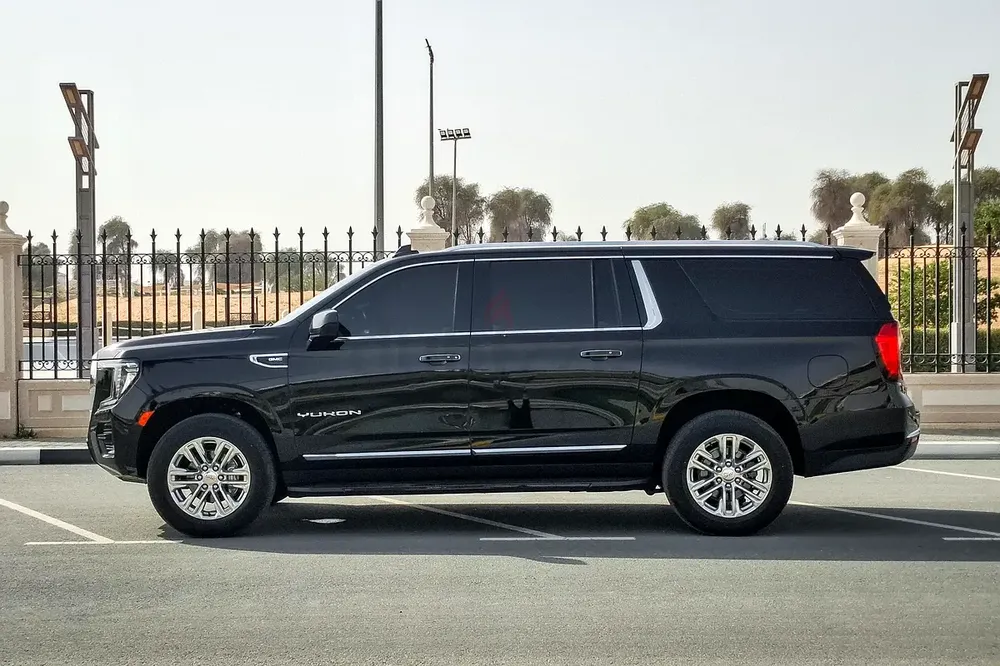 AED 2887/month | 2024 GMC Yukon SLT | GCC Specs | Ref#430668 - Image 4