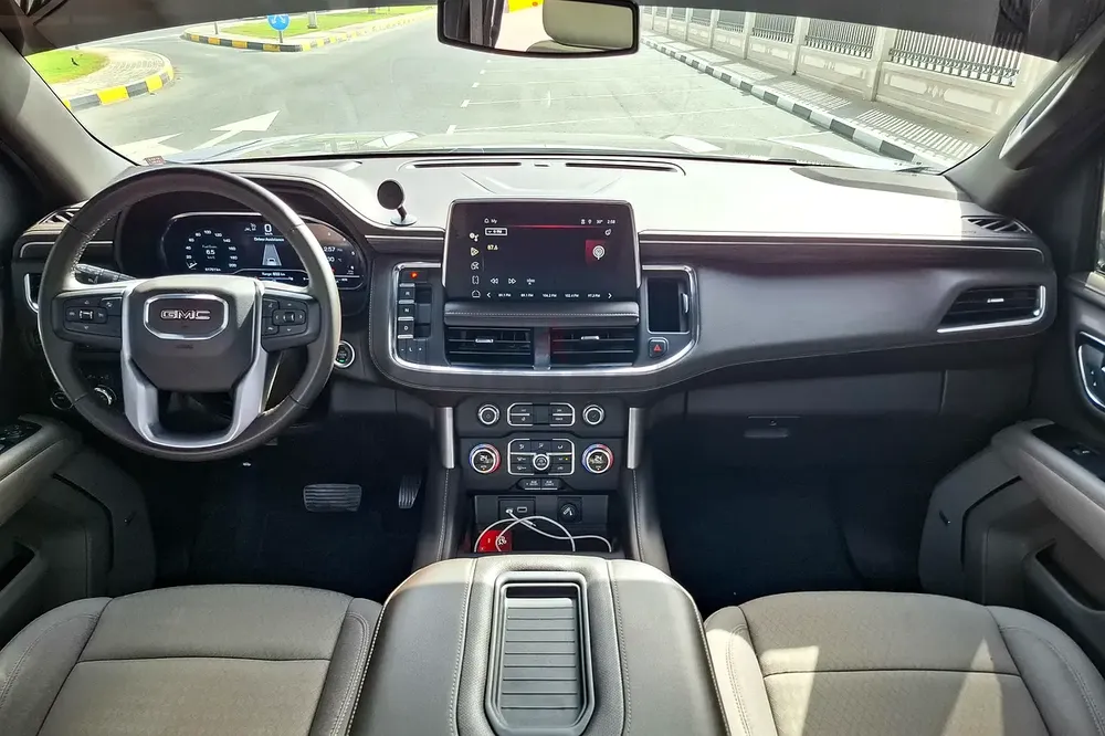 AED 2887/month | 2024 GMC Yukon SLT | GCC Specs | Ref#430668 - Image 9