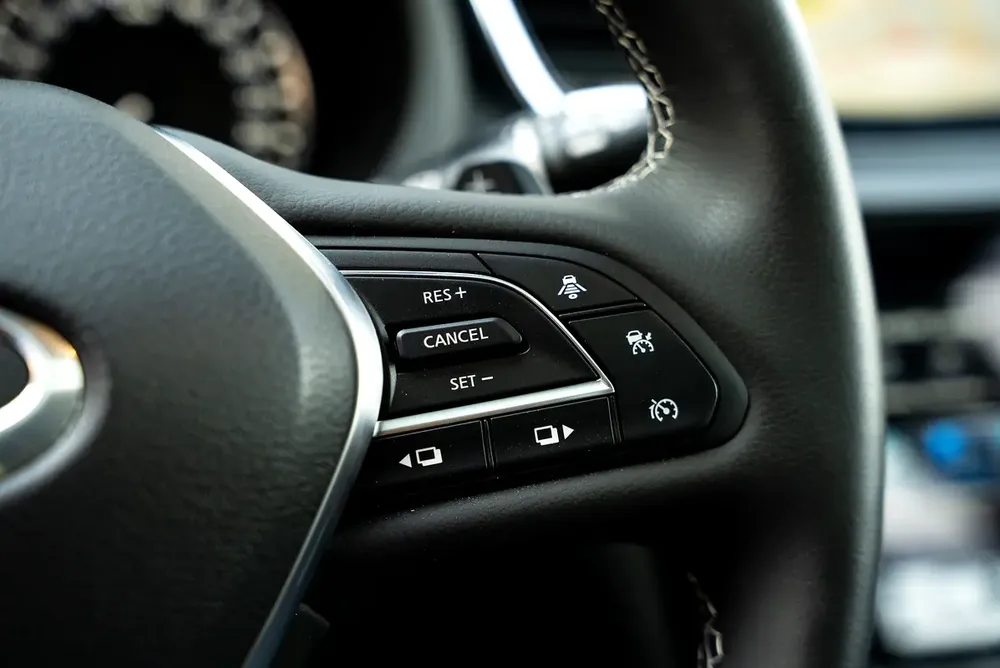 2023 Infiniti QX55 Essential GCC Under Agency Warranty - Image 12
