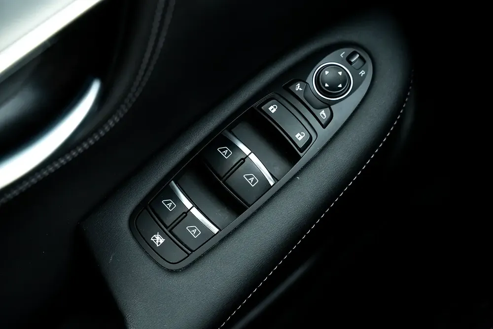 2023 Infiniti QX55 Essential GCC Under Agency Warranty - Image 14