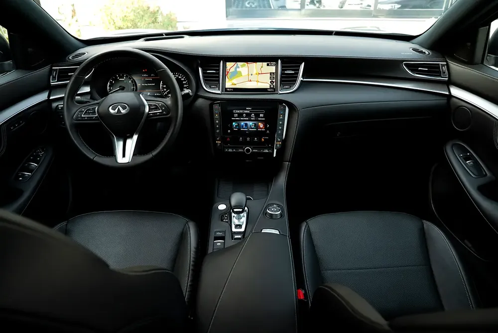 2023 Infiniti QX55 Essential GCC Under Agency Warranty - Image 7