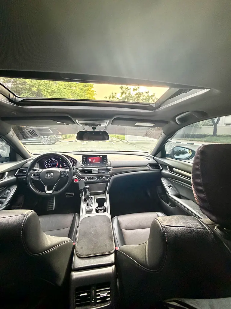 Honda Accord Sport 2018 GCC Specs - Image 6