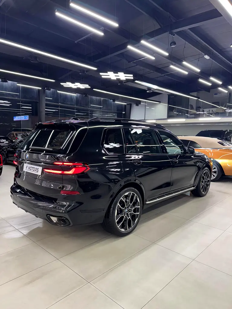 BMW X7 xDrive40i 2024 GCC Specs - Image 15