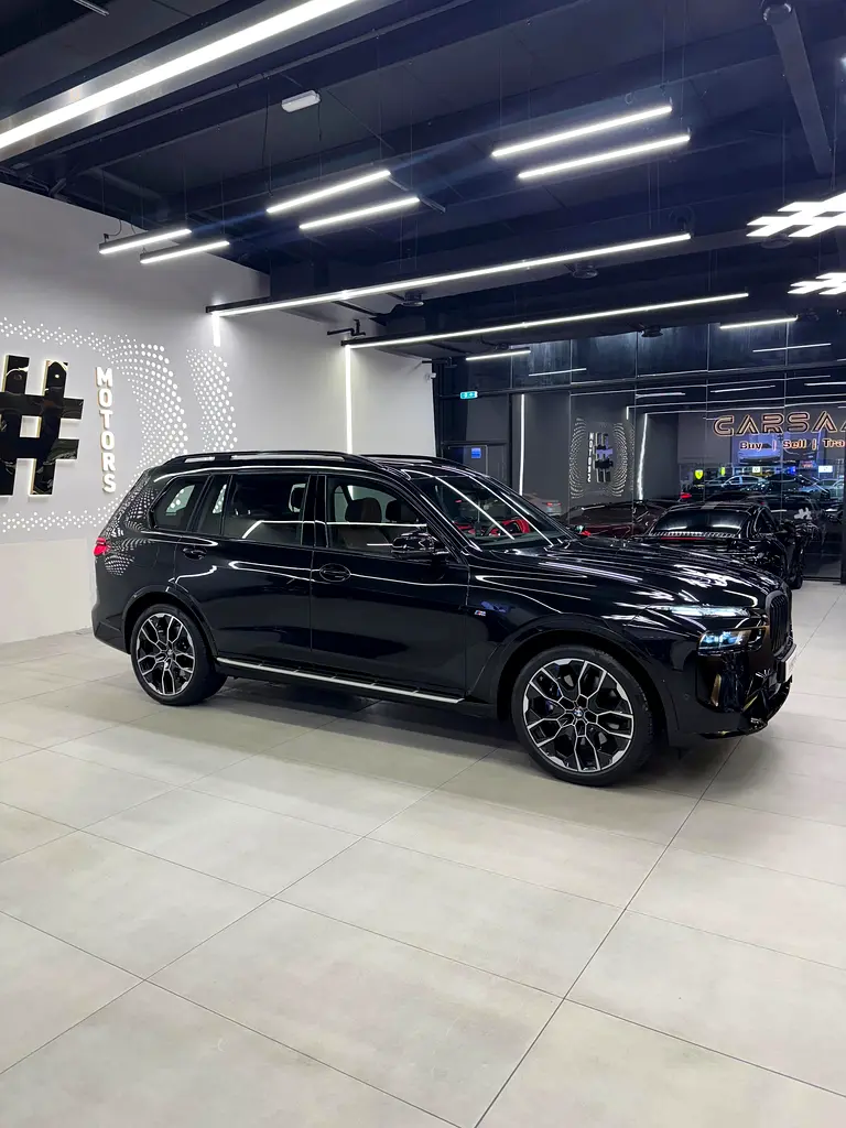 BMW X7 xDrive40i 2024 GCC Specs - Image 17