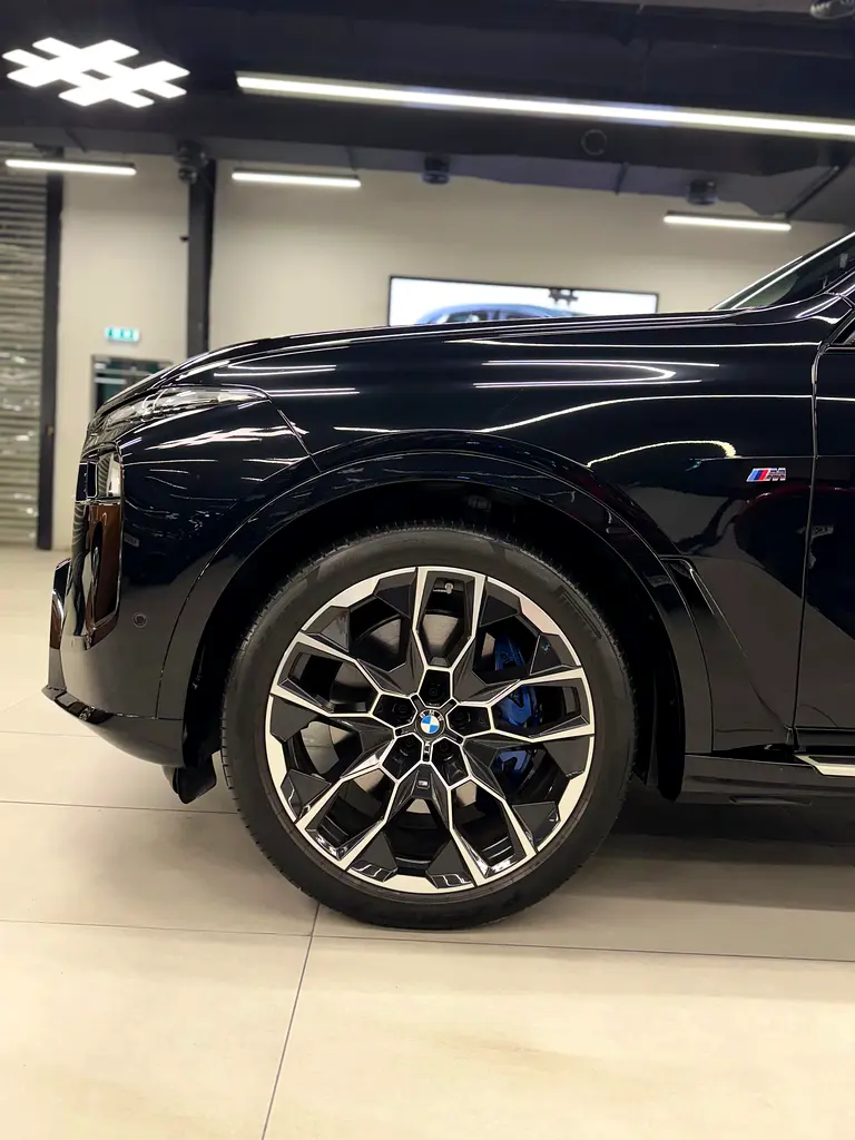 BMW X7 xDrive40i 2024 GCC Specs - Image 7