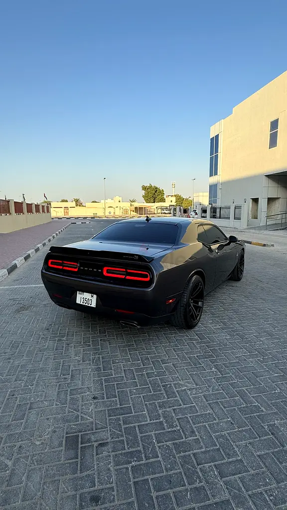 Dodge challenger scatpack 392 6.4L 2021 USA - Image 10
