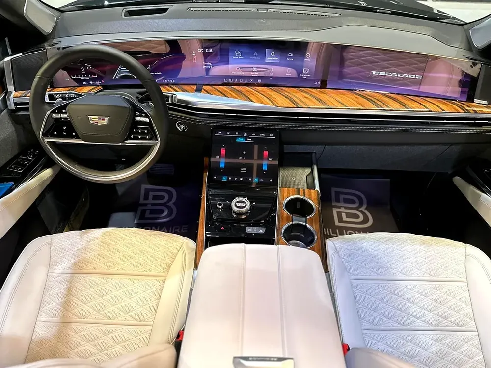 2025 Cadillac Escalade Sport Platinum GCC Specs - Image 11