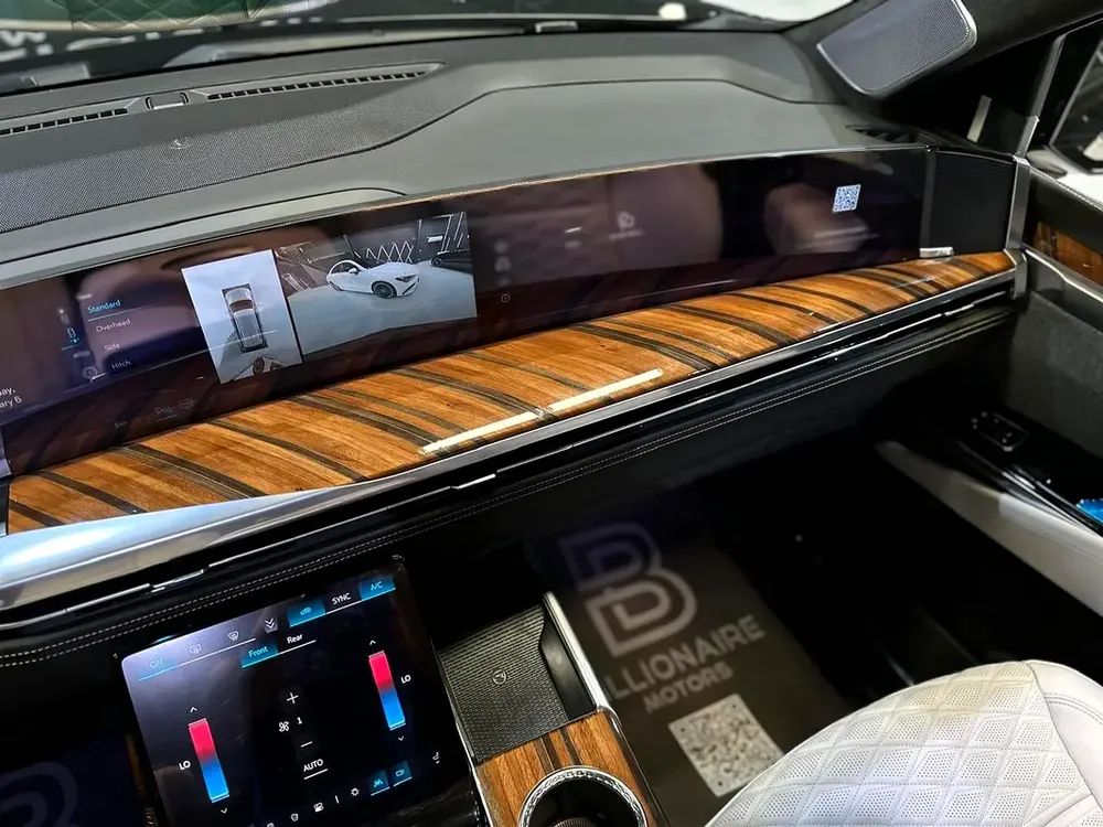 2025 Cadillac Escalade Sport Platinum GCC Specs - Image 13