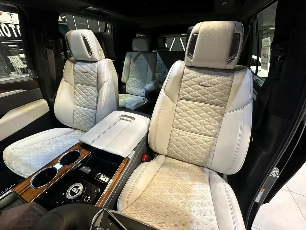 2025 Cadillac Escalade Sport Platinum GCC Specs - Image 5
