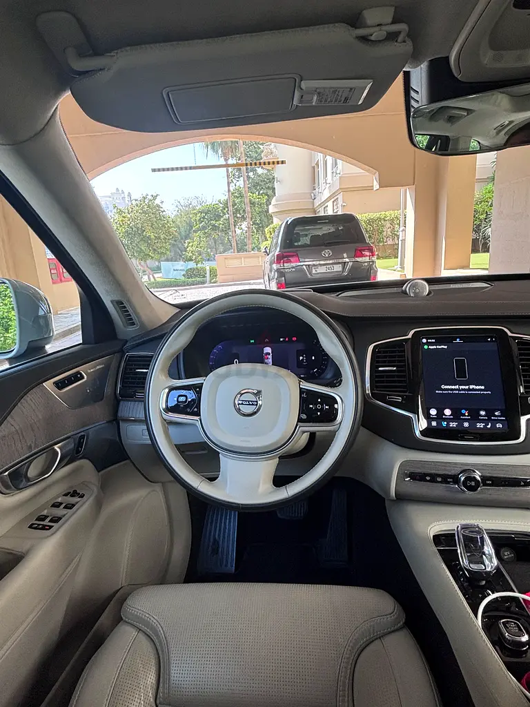 Volvo XC90 B6 Inscription 2024 GCC Specs - Image 12