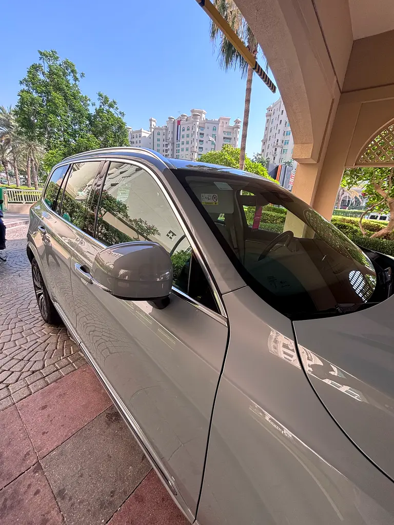 Volvo XC90 B6 Inscription 2024 GCC Specs - Image 6