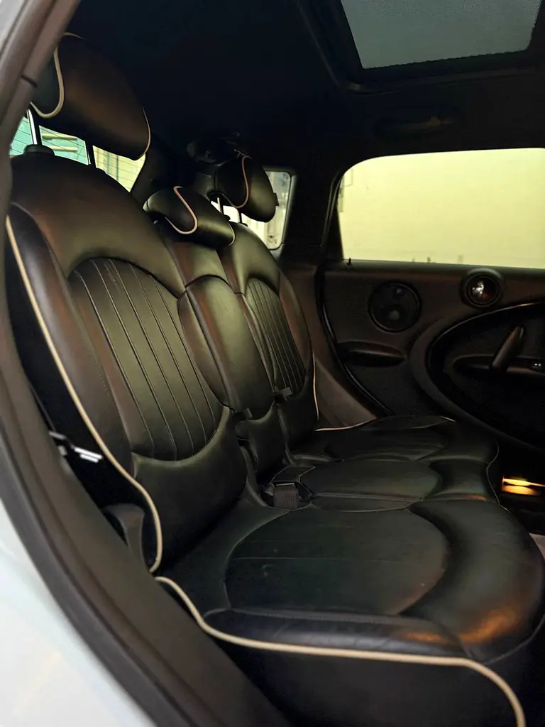 MINI Cooper 2013 GCC Excellent Condition - Image 6