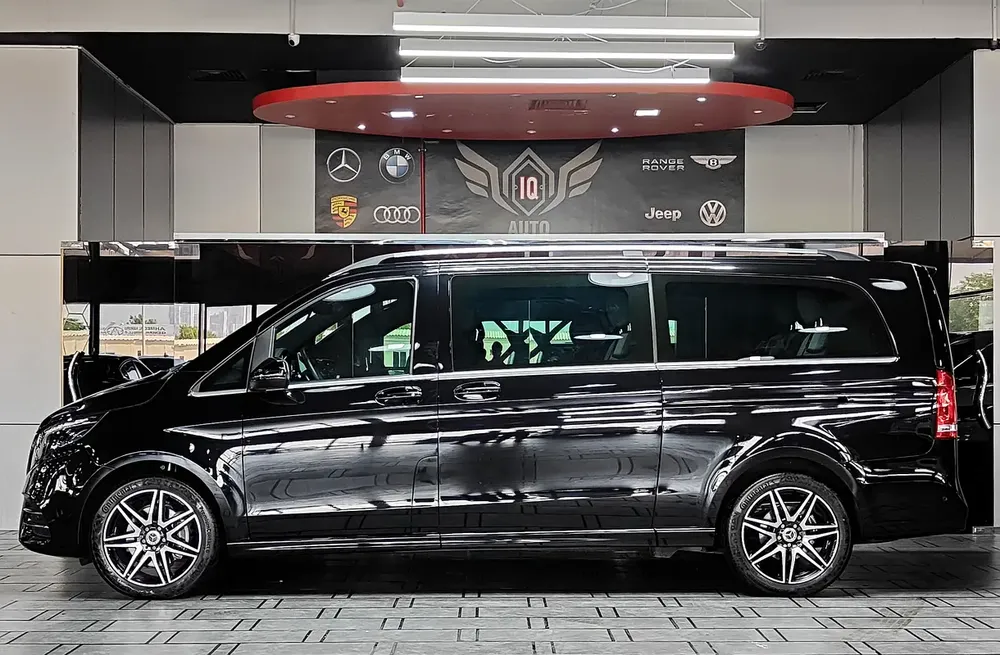 AED 3,650 P.M | 2024 Mercedes-Benz V220d 4MATIC | Under Warranty | GCC | - Image 7