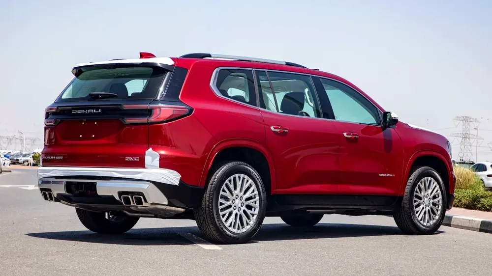 GMC ACADIA DENALI 2.5L SUV AWD | 2024 | GCC Specs - Image 5
