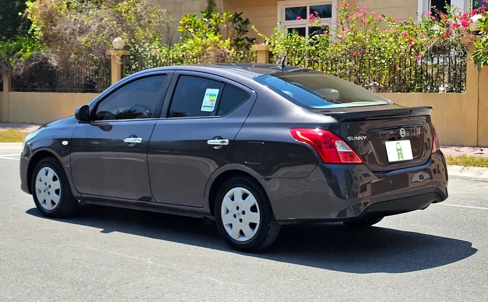 NISSAN SUNNY SV# 2023 GCC # WELL MAINTAINED CAR FOR SALE 26000. - Image 11
