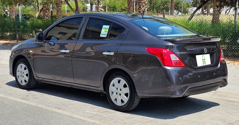 NISSAN SUNNY SV# 2023 GCC # WELL MAINTAINED CAR FOR SALE 26000. - Image 12