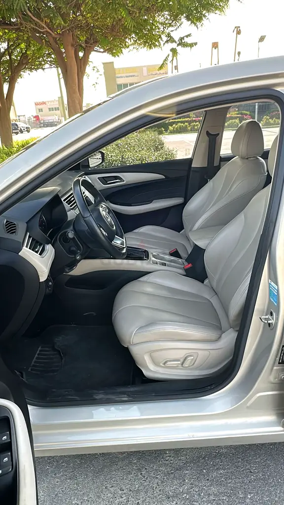 MG MG5 2022 - Image 10