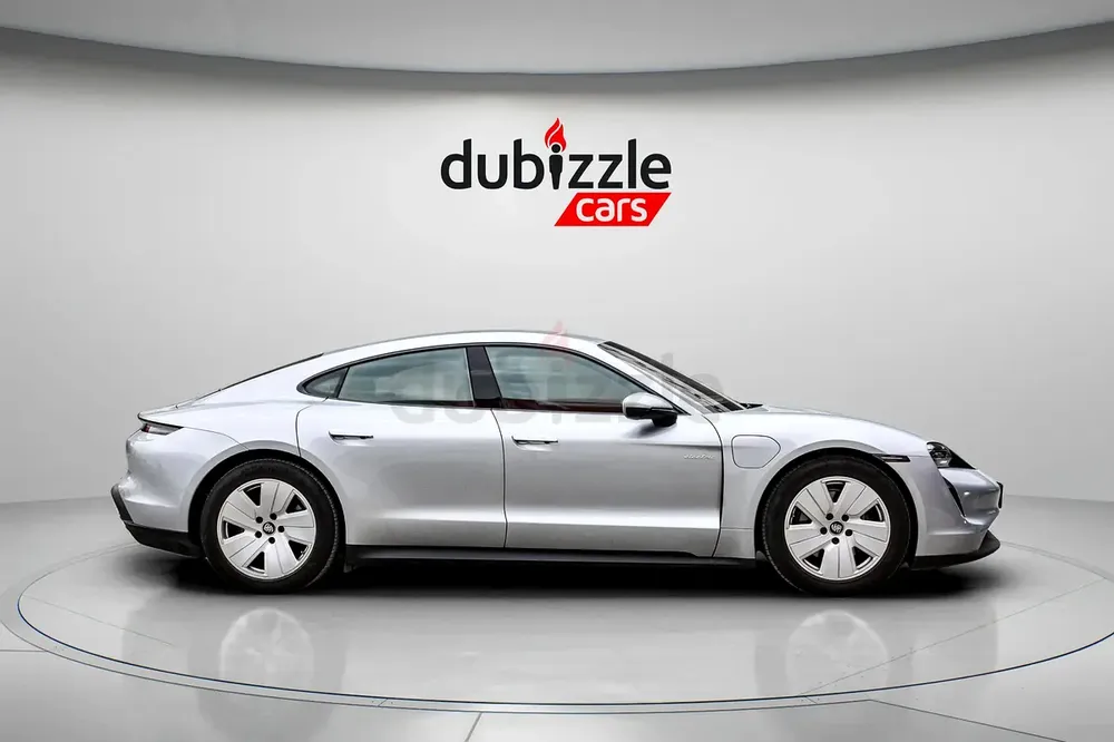 AED 4072/month | 2022 Porsche Taycan  | GCC Specs | Ref#449347 - Image 4