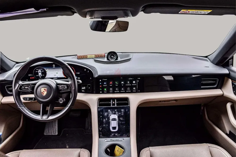 AED 4072/month | 2022 Porsche Taycan  | GCC Specs | Ref#449347 - Image 9