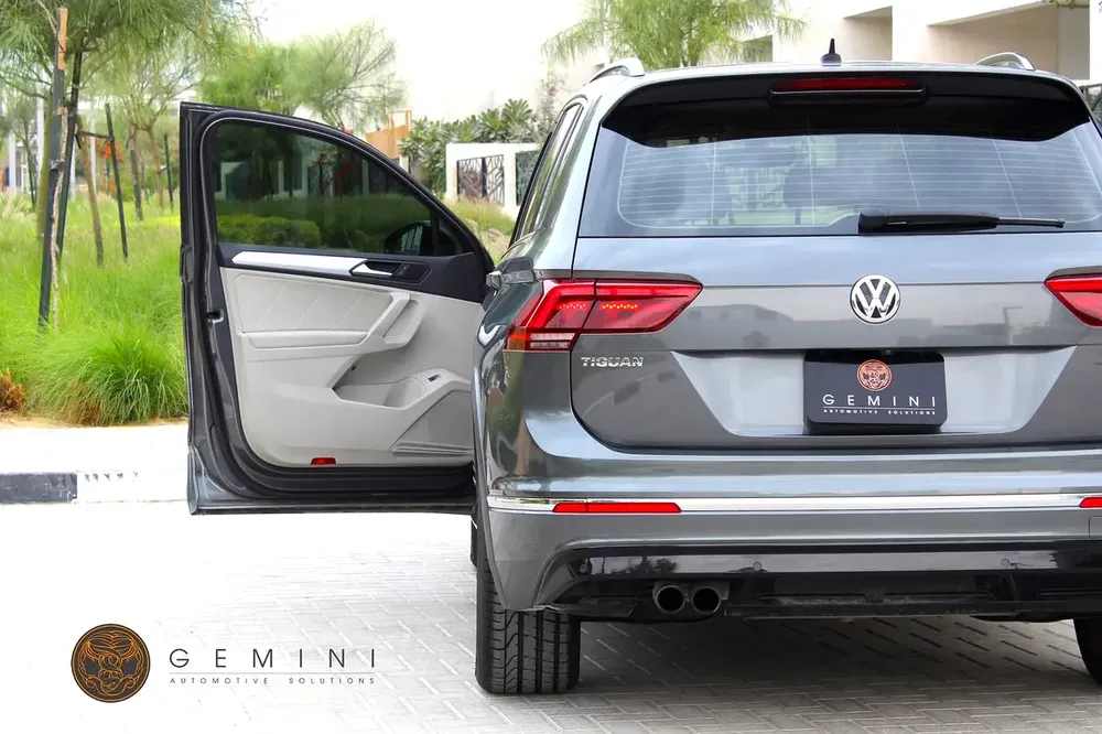 Volkswagen Tiguan 1.4 TSi R-Line 2020 GCC Spec LOW KM - Image 12