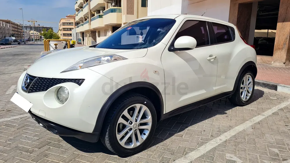 2016 NISSAN JUKE GPS CAMERA LADY DRIVEN GULF GCC SPEC SUPER CLEAN CONDITION FULLY SERVICED - Image 8