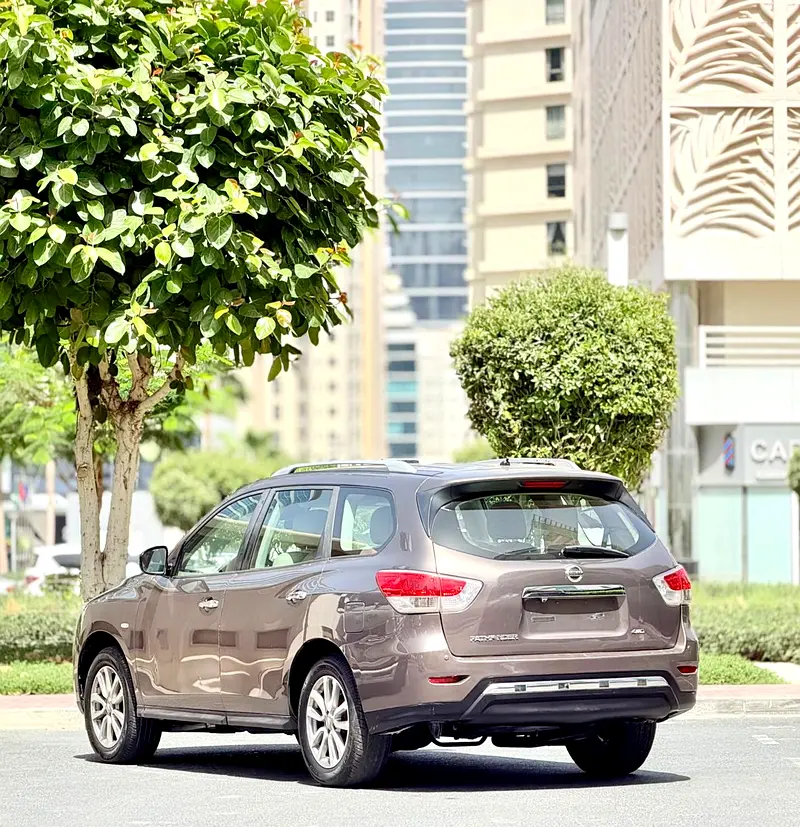Nissan Pathfinder SE 2015 GCC Specs - Excellent Condition - Image 7