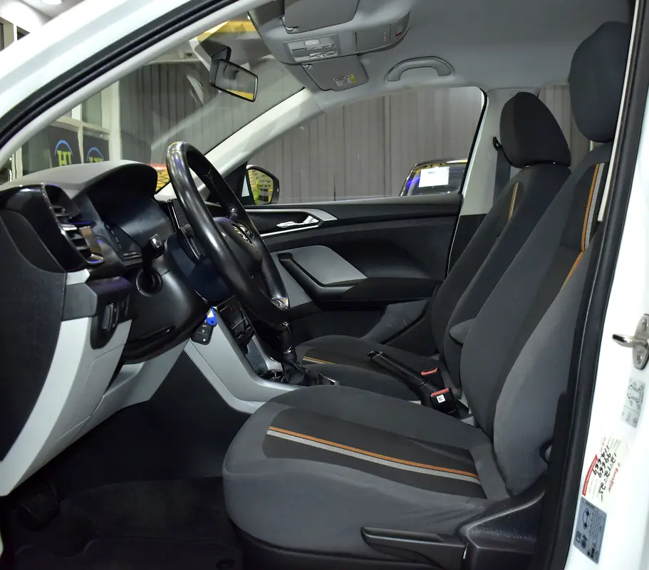 AED 579 EMi for 5Yrs | Skoda Kushaq ( 2023 Model ) in White Color GCC Specs - Image 10