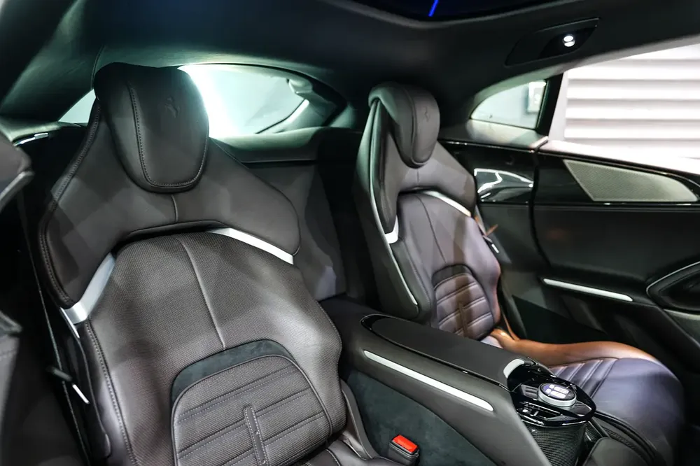 2023 Ferrari Purosangue, Full Carbon Fiber Package, Dealer Warranty + Service!! - Image 11